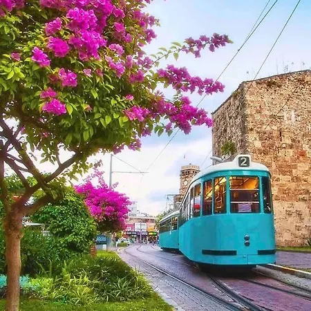 Stadt Mitte Διαμέρισμα Αττάλεια